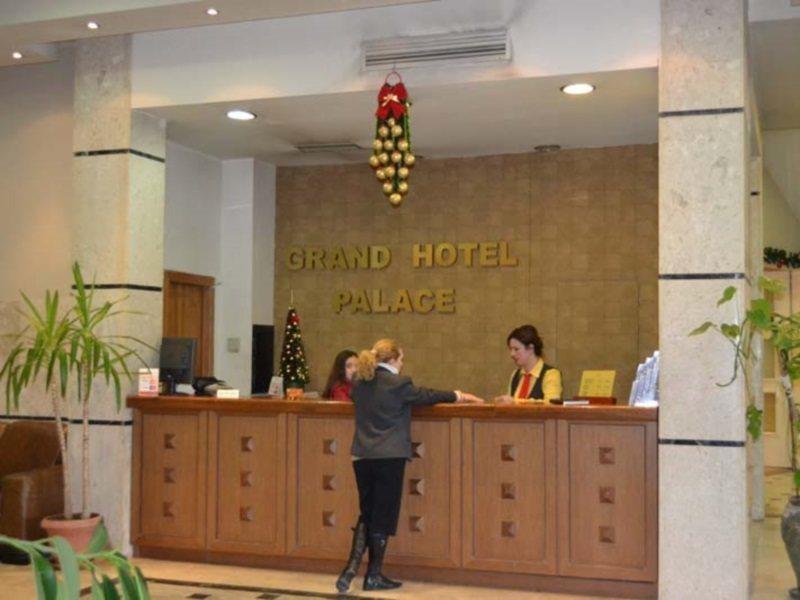 Grand Palace Hotel Korce Exterior foto