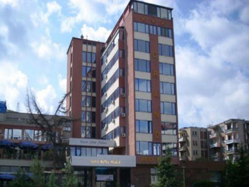 Grand Palace Hotel Korce Exterior foto